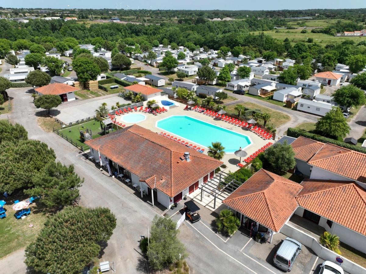 Camping La Riviera Saint-Michel-Chef-Chef Exterior photo