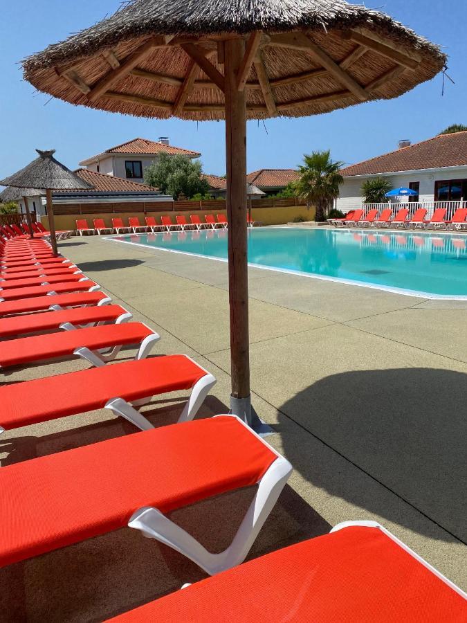 Camping La Riviera Saint-Michel-Chef-Chef Exterior photo